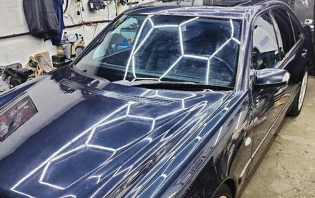 Mercedes-Benz E-Класс, 1998 год, 550 000 рублей, 3 фотография