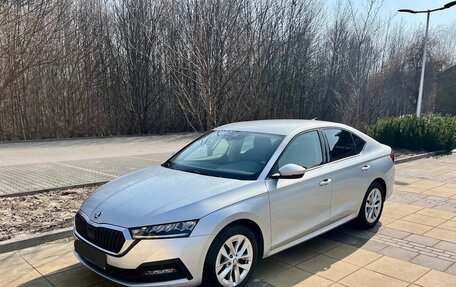 Skoda Octavia IV, 2022 год, 1 990 000 рублей, 3 фотография