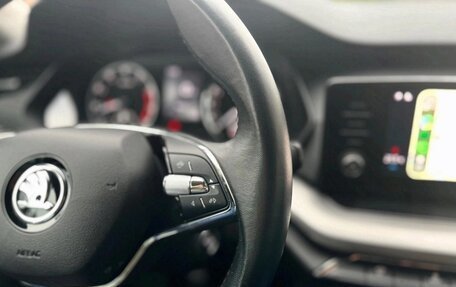 Skoda Octavia IV, 2022 год, 1 990 000 рублей, 12 фотография