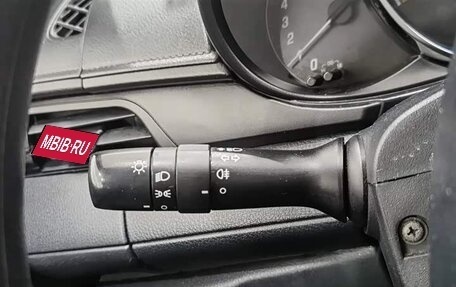 Toyota Yaris, 2021 год, 1 500 000 рублей, 17 фотография