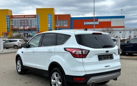 Ford Kuga III, 2017 год, 1 800 000 рублей, 5 фотография
