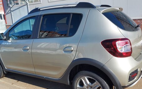 Renault Sandero II рестайлинг, 2019 год, 1 300 000 рублей, 6 фотография