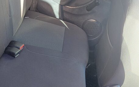 Renault Sandero II рестайлинг, 2019 год, 1 300 000 рублей, 2 фотография