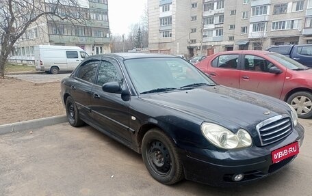 Hyundai Sonata IV рестайлинг, 2004 год, 300 000 рублей, 1 фотография