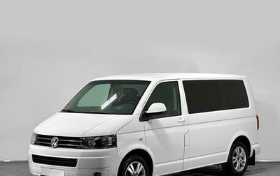 Volkswagen Caravelle T5, 2014 год, 2 599 000 рублей, 1 фотография