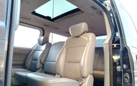 Hyundai Grand Starex Grand Starex I рестайлинг 2, 2013 год, 1 500 000 рублей, 9 фотография