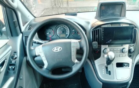Hyundai Grand Starex Grand Starex I рестайлинг 2, 2013 год, 1 500 000 рублей, 16 фотография