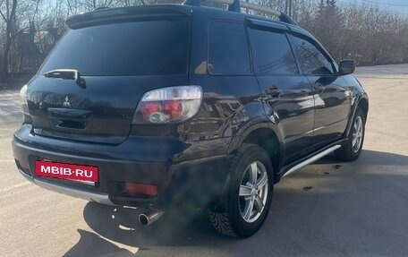 Mitsubishi Outlander III рестайлинг 3, 2006 год, 650 000 рублей, 4 фотография