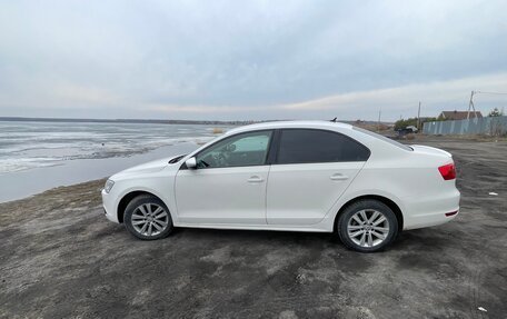 Volkswagen Jetta VI, 2013 год, 790 000 рублей, 4 фотография