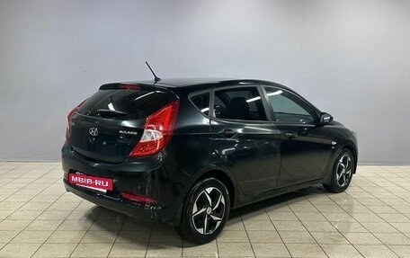 Hyundai Solaris II рестайлинг, 2015 год, 950 000 рублей, 5 фотография