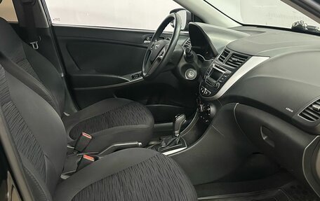 Hyundai Solaris II рестайлинг, 2015 год, 950 000 рублей, 11 фотография