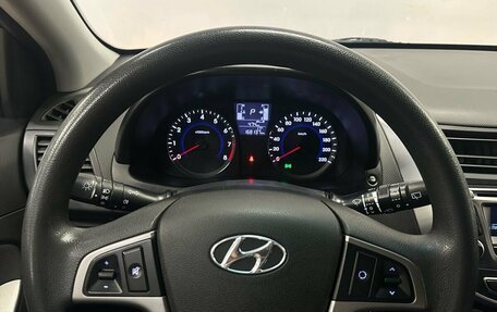 Hyundai Solaris II рестайлинг, 2015 год, 950 000 рублей, 15 фотография