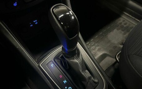 Hyundai Solaris II рестайлинг, 2015 год, 950 000 рублей, 18 фотография