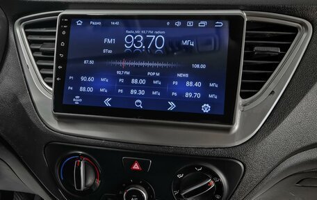 Hyundai Solaris II рестайлинг, 2021 год, 1 299 000 рублей, 10 фотография