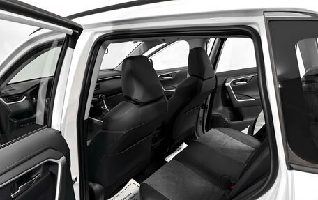 Toyota RAV4, 2025 год, 4 699 000 рублей, 14 фотография