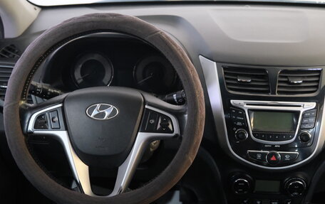 Hyundai Solaris II рестайлинг, 2011 год, 849 000 рублей, 10 фотография