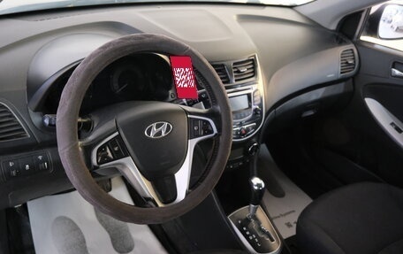 Hyundai Solaris II рестайлинг, 2011 год, 849 000 рублей, 9 фотография