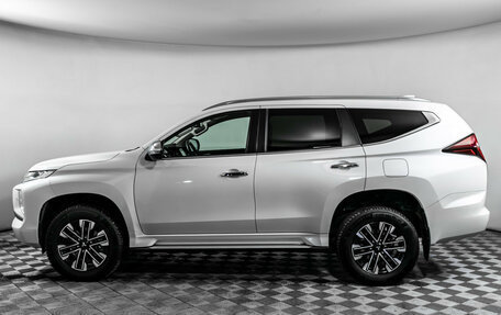 Mitsubishi Pajero Sport III рестайлинг, 2021 год, 4 295 000 рублей, 8 фотография