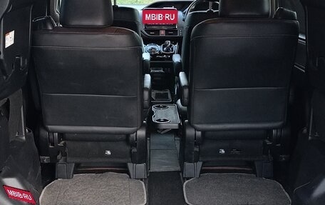 Toyota Esquire I, 2015 год, 1 720 000 рублей, 10 фотография