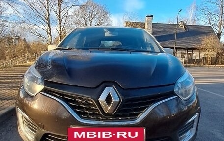 Renault Kaptur I рестайлинг, 2017 год, 1 200 000 рублей, 2 фотография