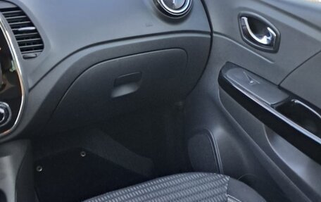 Renault Kaptur I рестайлинг, 2017 год, 1 200 000 рублей, 15 фотография