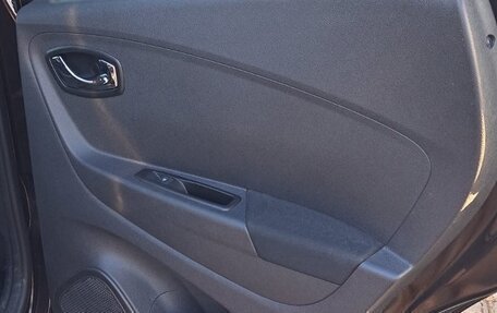 Renault Kaptur I рестайлинг, 2017 год, 1 200 000 рублей, 22 фотография