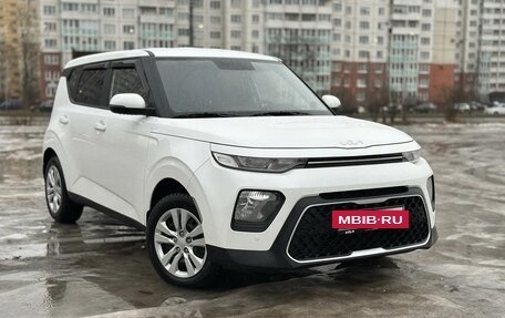 KIA Soul III, 2021 год, 2 000 000 рублей, 3 фотография