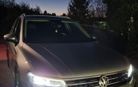 Volkswagen Tiguan II, 2019 год, 3 790 000 рублей, 20 фотография