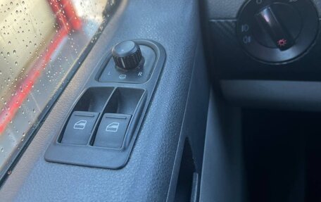 Volkswagen Transporter T5 рестайлинг, 2010 год, 1 190 000 рублей, 4 фотография