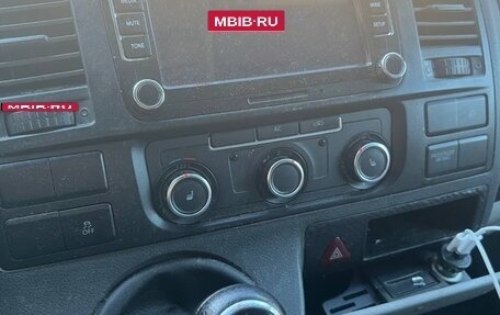 Volkswagen Transporter T5 рестайлинг, 2010 год, 1 190 000 рублей, 5 фотография