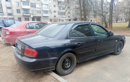 Hyundai Sonata IV рестайлинг, 2004 год, 300 000 рублей, 2 фотография