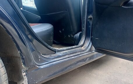 Hyundai Sonata IV рестайлинг, 2004 год, 300 000 рублей, 13 фотография