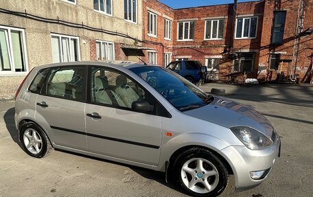 Ford Fiesta, 2002 год, 300 000 рублей, 3 фотография