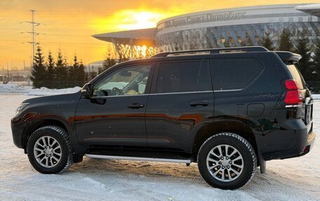 Toyota Land Cruiser Prado 150 рестайлинг 2, 2018 год, 6 550 000 рублей, 1 фотография