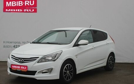 Hyundai Solaris II рестайлинг, 2015 год, 1 249 000 рублей, 1 фотография
