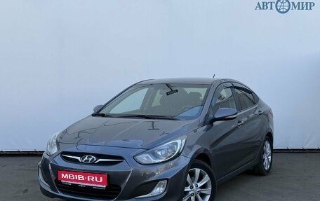 Hyundai Solaris II рестайлинг, 2012 год, 800 000 рублей, 1 фотография