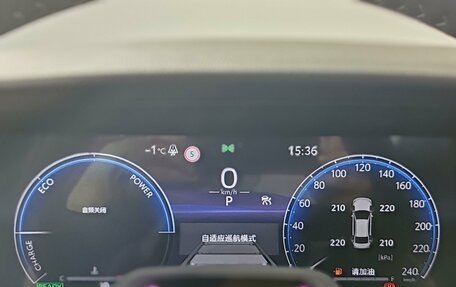 Toyota Camry, 2025 год, 5 350 000 рублей, 13 фотография