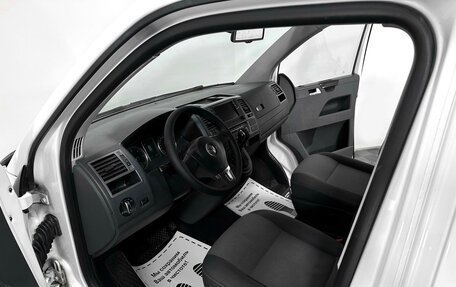 Volkswagen Caravelle T5, 2014 год, 2 599 000 рублей, 5 фотография