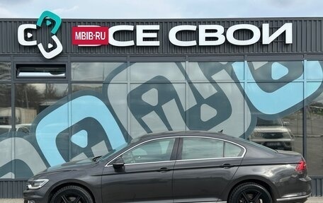 Volkswagen Passat B8 рестайлинг, 2018 год, 2 180 000 рублей, 9 фотография