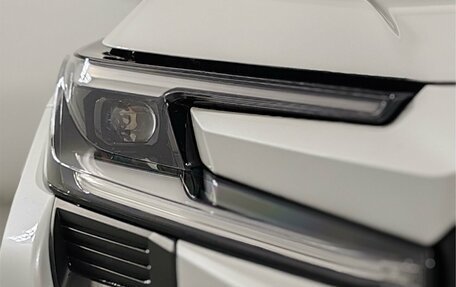 Toyota RAV4, 2025 год, 5 290 000 рублей, 17 фотография