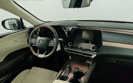 Lexus RX IV рестайлинг, 2025 год, 13 350 000 рублей, 11 фотография