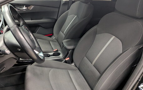 KIA Cerato IV, 2020 год, 2 100 000 рублей, 17 фотография