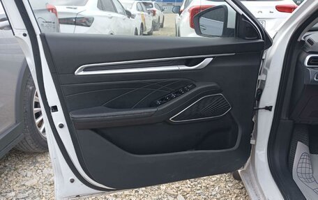 Geely Emgrand, 2023 год, 1 352 000 рублей, 9 фотография