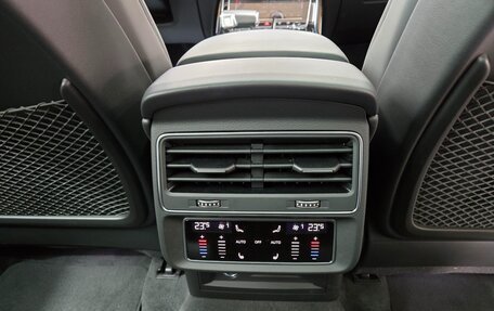 Audi Q7, 2025 год, 10 320 000 рублей, 17 фотография
