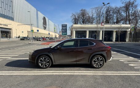 Lexus UX I, 2019 год, 3 150 000 рублей, 7 фотография