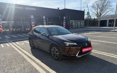 Lexus UX I, 2019 год, 3 150 000 рублей, 2 фотография