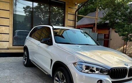 BMW X5, 2017 год, 3 100 000 рублей, 2 фотография