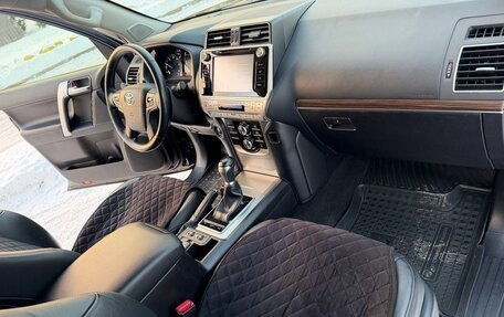 Toyota Land Cruiser Prado 150 рестайлинг 2, 2018 год, 6 550 000 рублей, 5 фотография