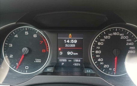 Audi A4, 2011 год, 1 300 000 рублей, 4 фотография