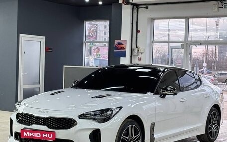 KIA Stinger I, 2022 год, 3 950 000 рублей, 7 фотография